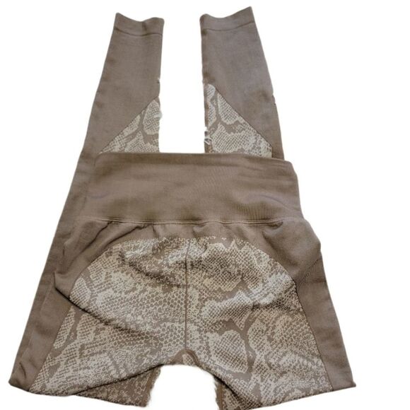 Snake print leggings   - Picture 3 of 10